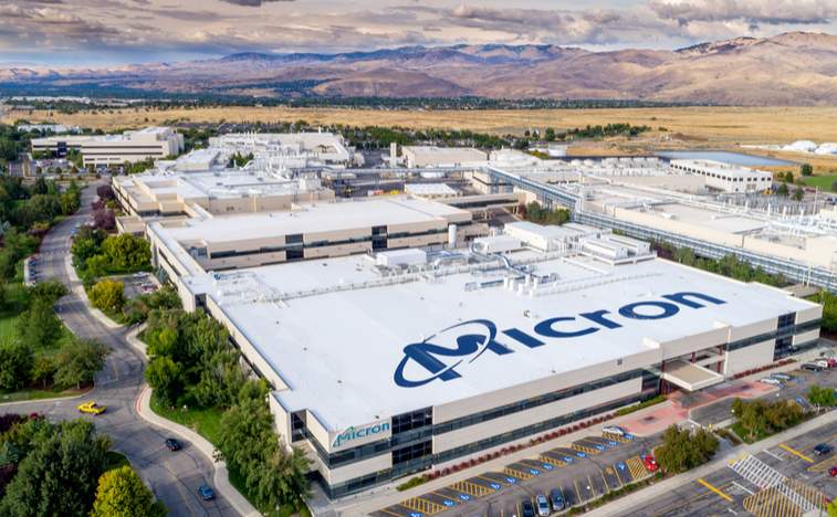 Micron sigue a Samsung y reduce la producción de los chips DRAM y NAND