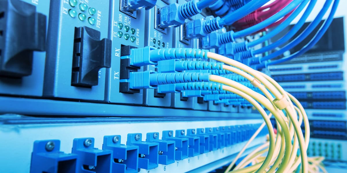 Movistar acelera el cierre de 11 centrales de  ADSL