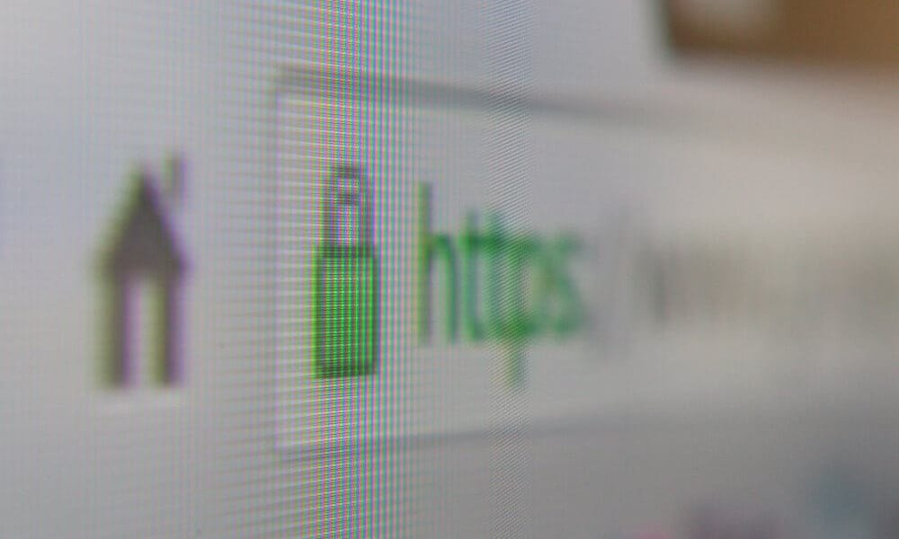 Apple bloquea sitios web que abusan de HSTS para rastrear usuarios