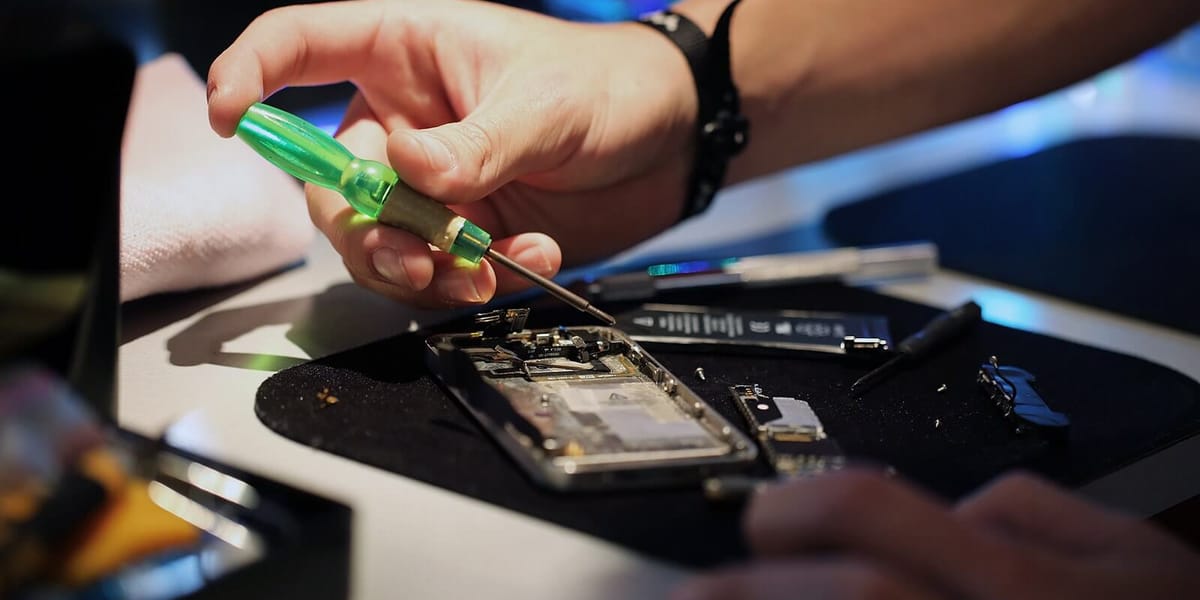 Nuevas exenciones de la DMCA permiten a los usuarios hacer jailbreak legalmente a los altavoces inteligentes, desbloquear teléfonos inteligentes y más