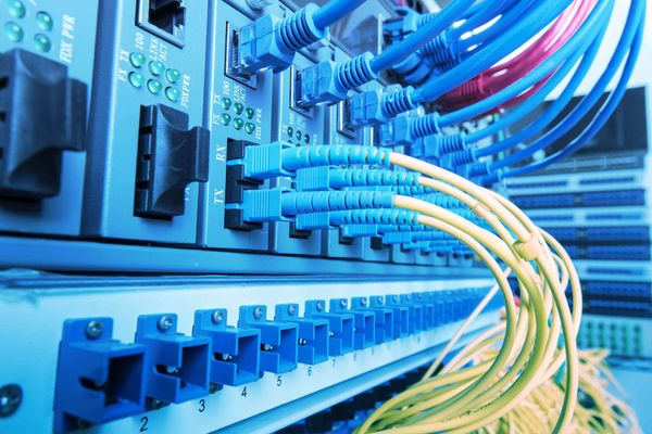 Movistar acelera el cierre de 11 centrales de  ADSL