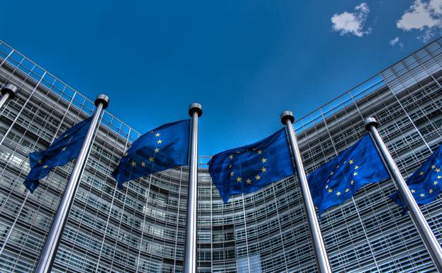 La comisión Europea amenaza con multar a las redes sociales por contenido terrorista