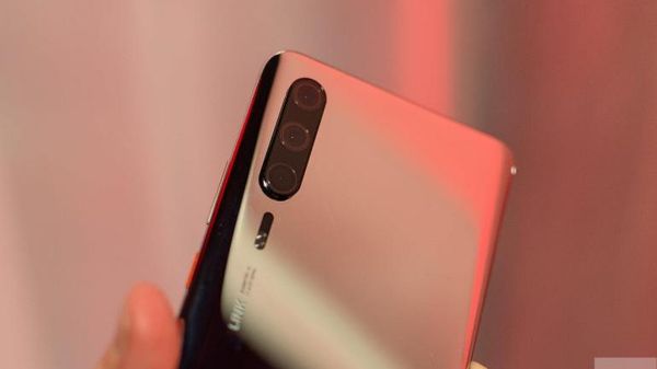 Huawei usa fotos de stock para anunciar la cámara del P30 Pro
