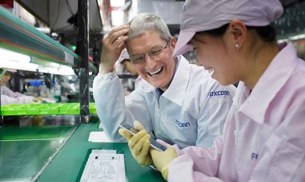 Foxconn puede mover la producción de Apple para EEUU fuera de China