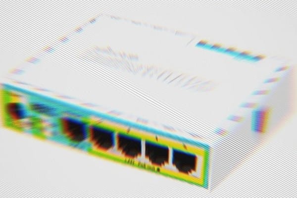 Decenas de miles de enrutadores MikroTik y Ubiquiti desconfigurados disponibles en línea