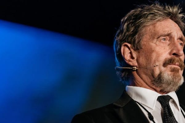 ¿Son valores las ICOs? John McAfee le pregunta a SEC si tienen las pelotas para debatirlo en la CNN