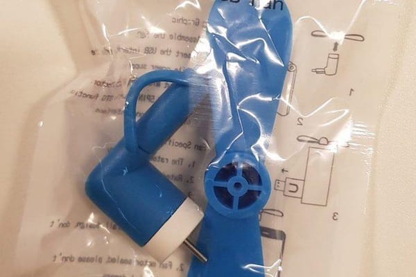 El ventilador USB 'sospechoso' entregado en la cumbre de Trump y Kim se considera seguro